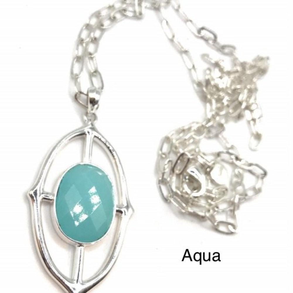 Stella & Dot Fortuna Aqua stone necklace